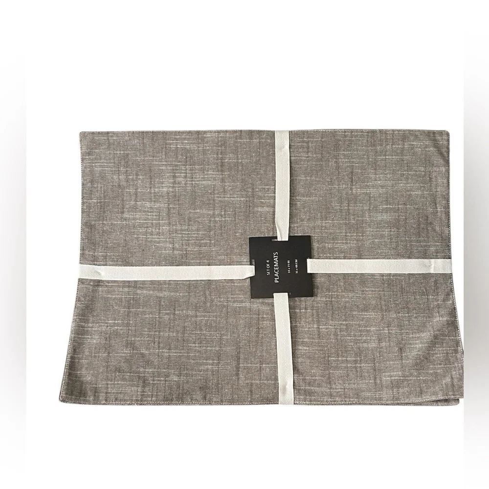 Unbranded Set of 4 Gray Heathered Placemats NWT